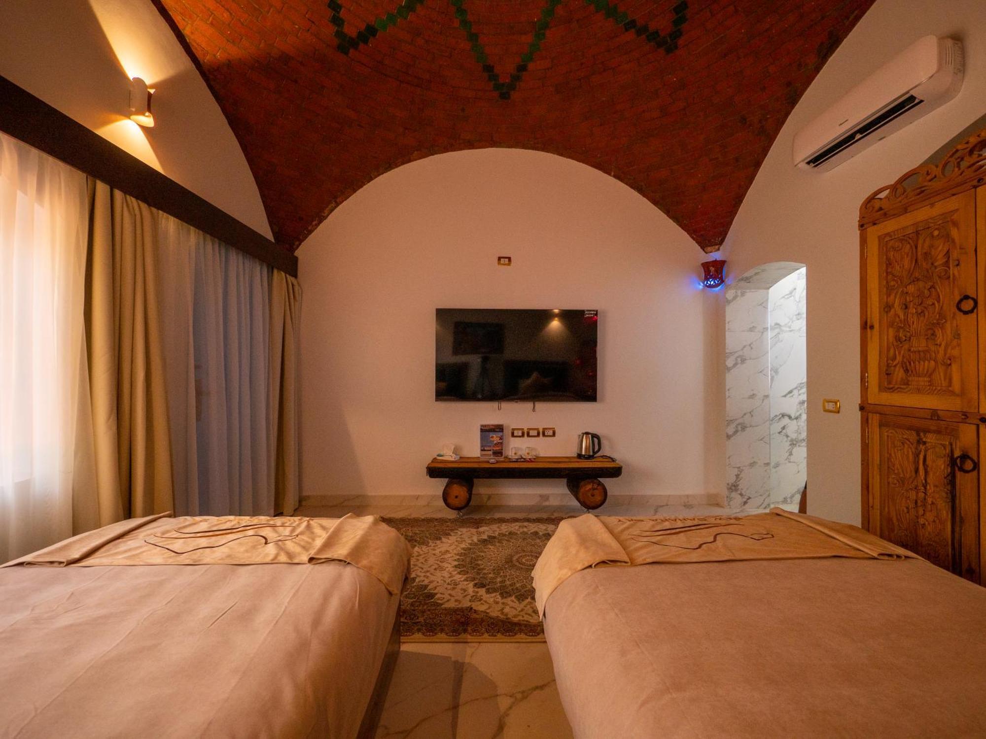 B&W Sahara Sky Camp Hotel Farafra Exterior photo