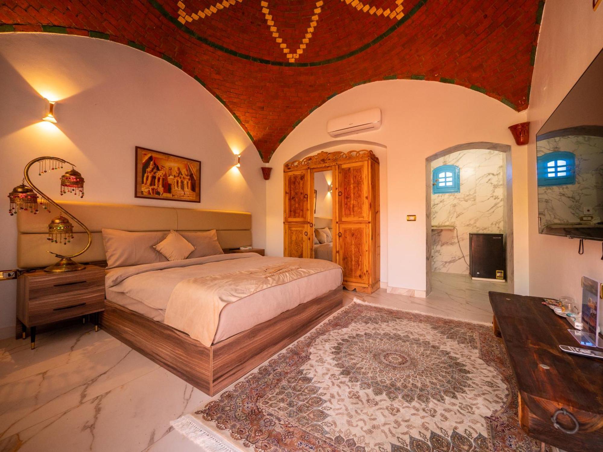 B&W Sahara Sky Camp Hotel Farafra Exterior photo