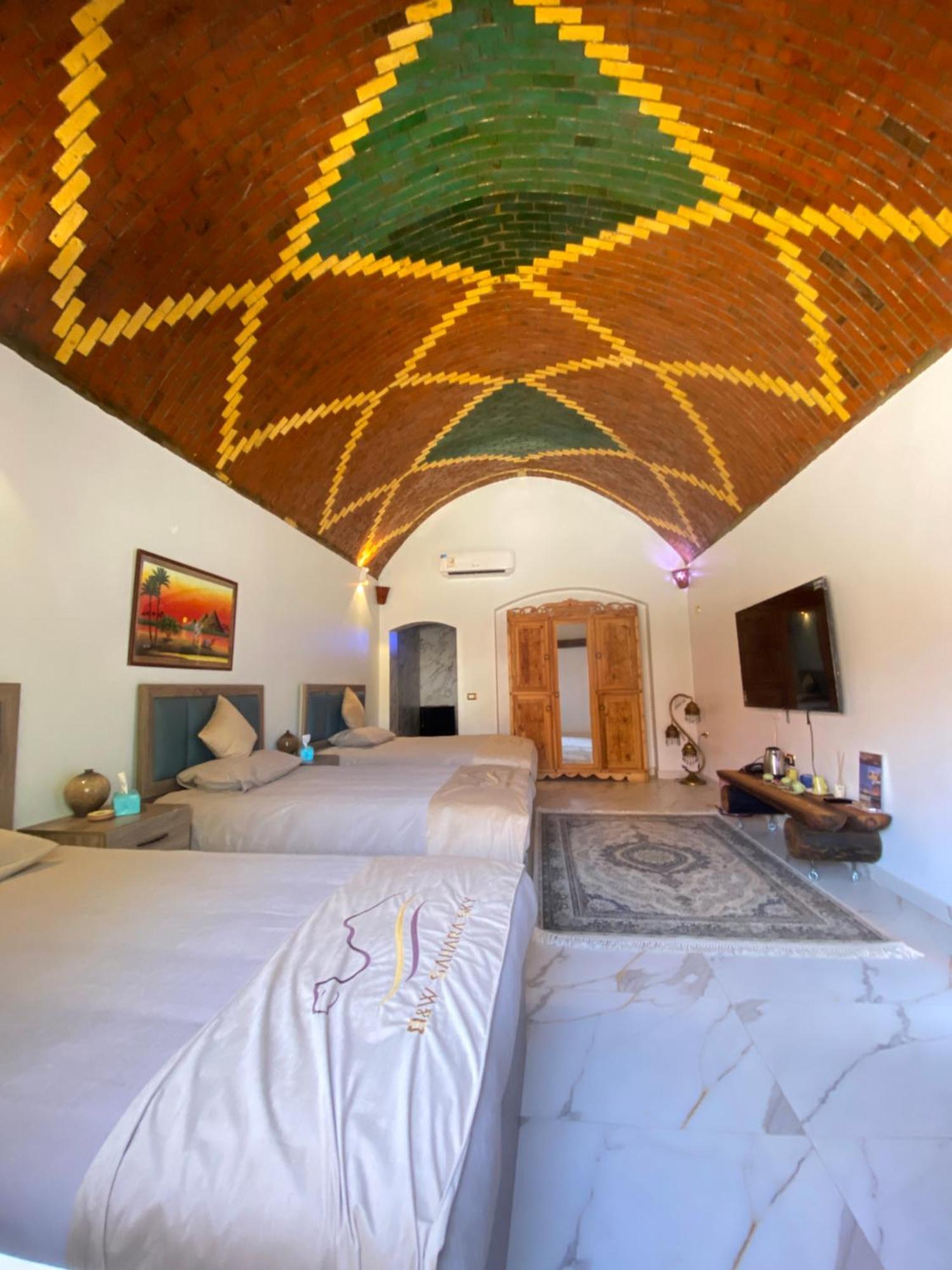B&W Sahara Sky Camp Hotel Farafra Exterior photo